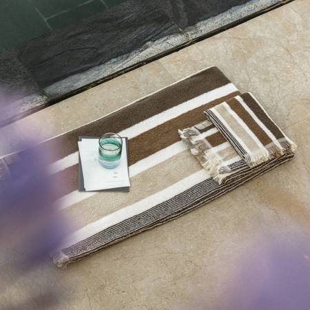 gradazioni coppia ospite e asciugamano