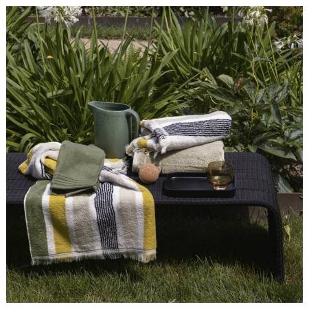 gradazioni coppia ospite e asciugamano