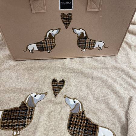 Plaid Morbidotto daunex con borsa di feltro abbinata Bassotti