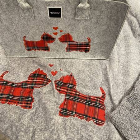 Plaid Morbidotto Daunex con borsa di feltro abbinata Love