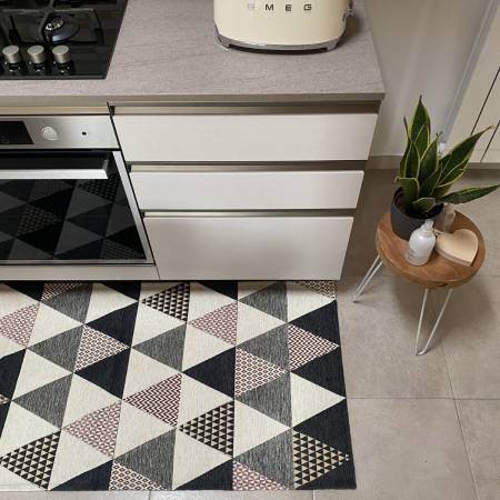 Tappeto cucina Triangoli antiscivolo e lavabile in lavatrice