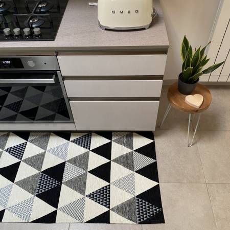 Tappeto cucina Triangoli antiscivolo e lavabile in lavatrice